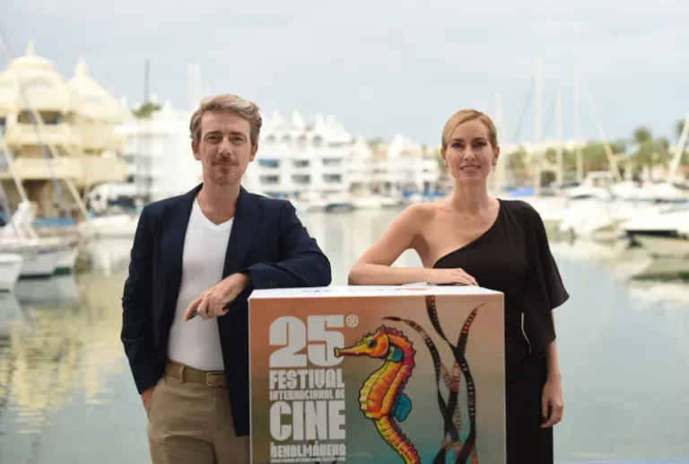 Kira Miró y Víctor Clavijo clausuran el 25º Festival de Benalmádena: "Esta profesión es como navegar por el océano"